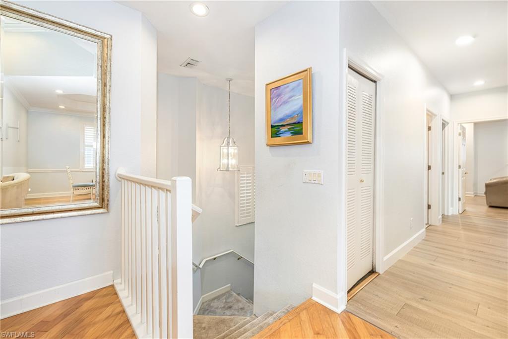 TURTLE POINT - Residential