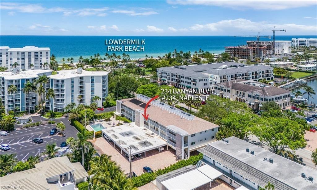 CALUSA CLUB - Residential Lease