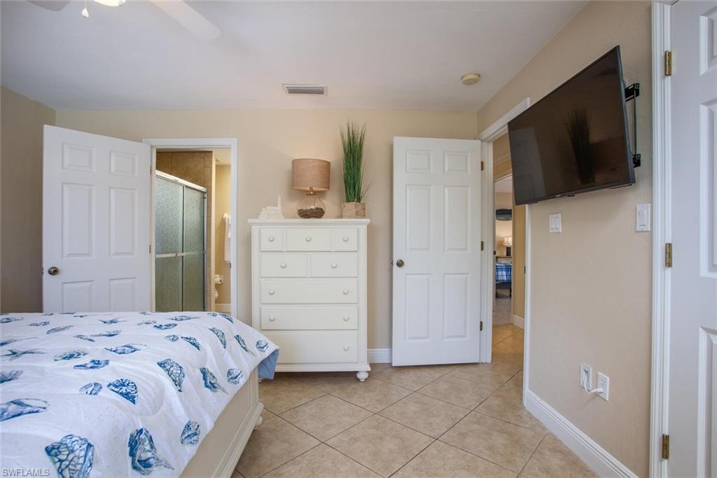 NAPLES PARK - Residential