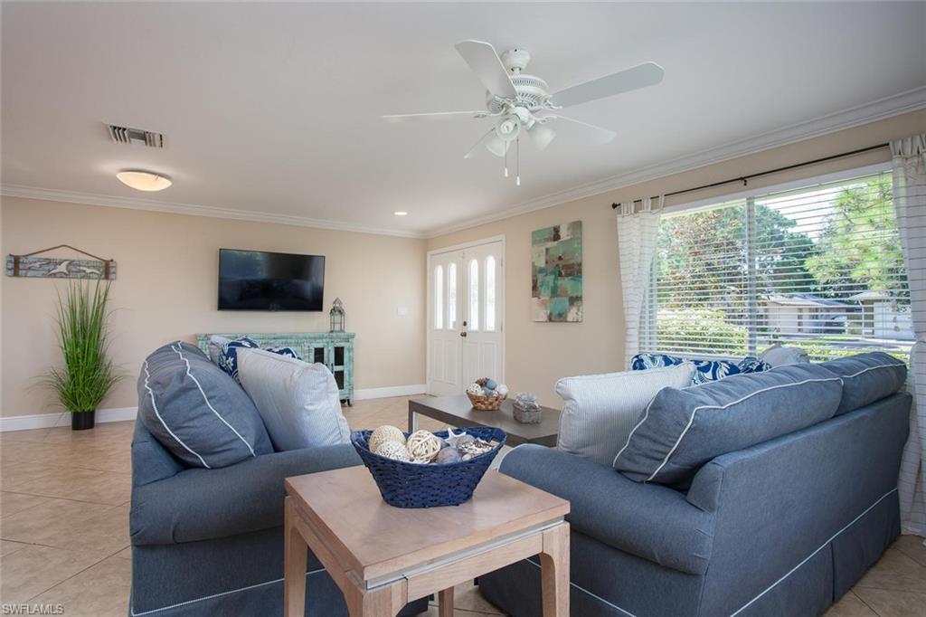 NAPLES PARK - Residential