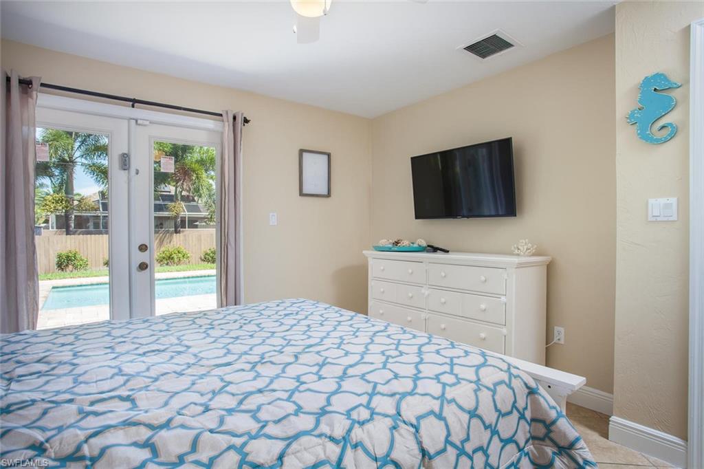 NAPLES PARK - Residential