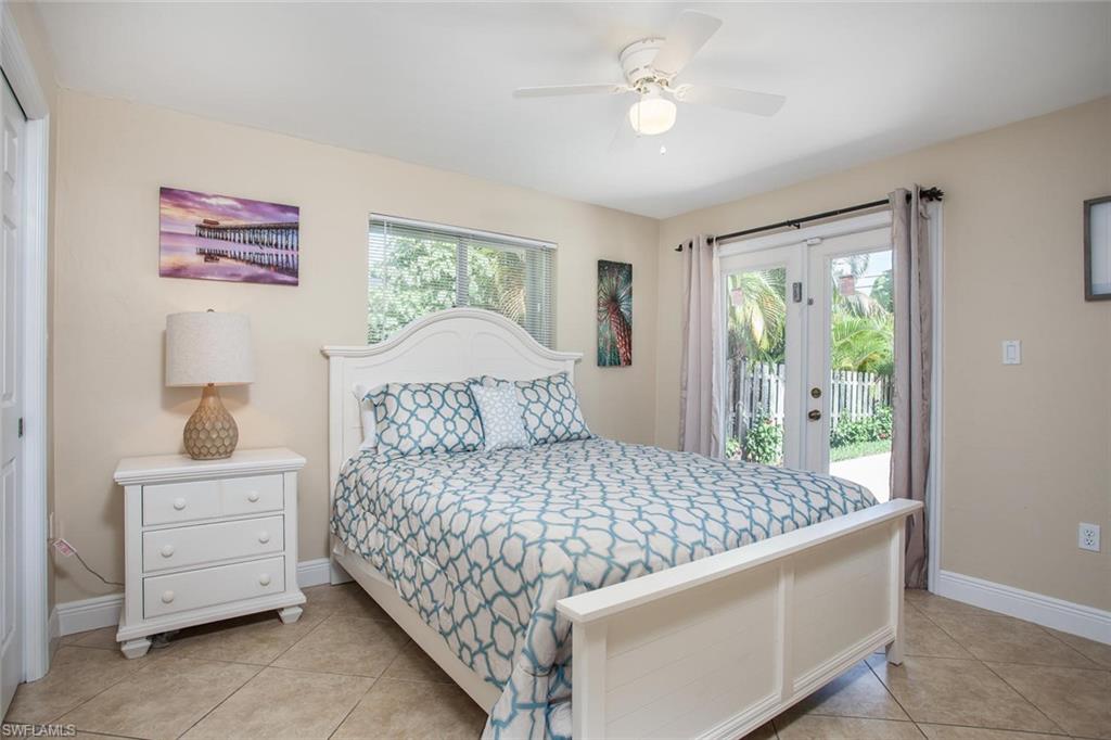 NAPLES PARK - Residential