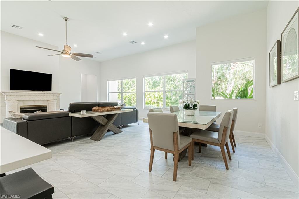 RIVERWALK - Residential