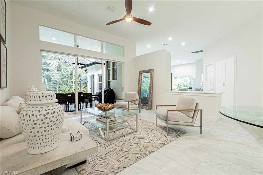 RIVERWALK - Residential