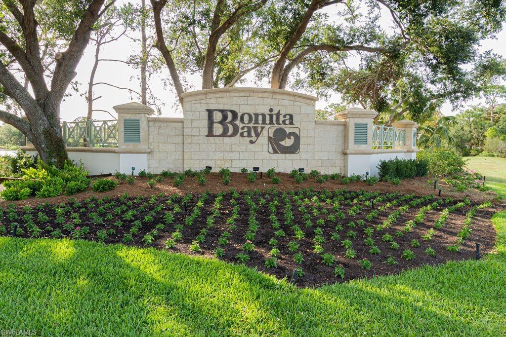 RIVERWALK - Residential