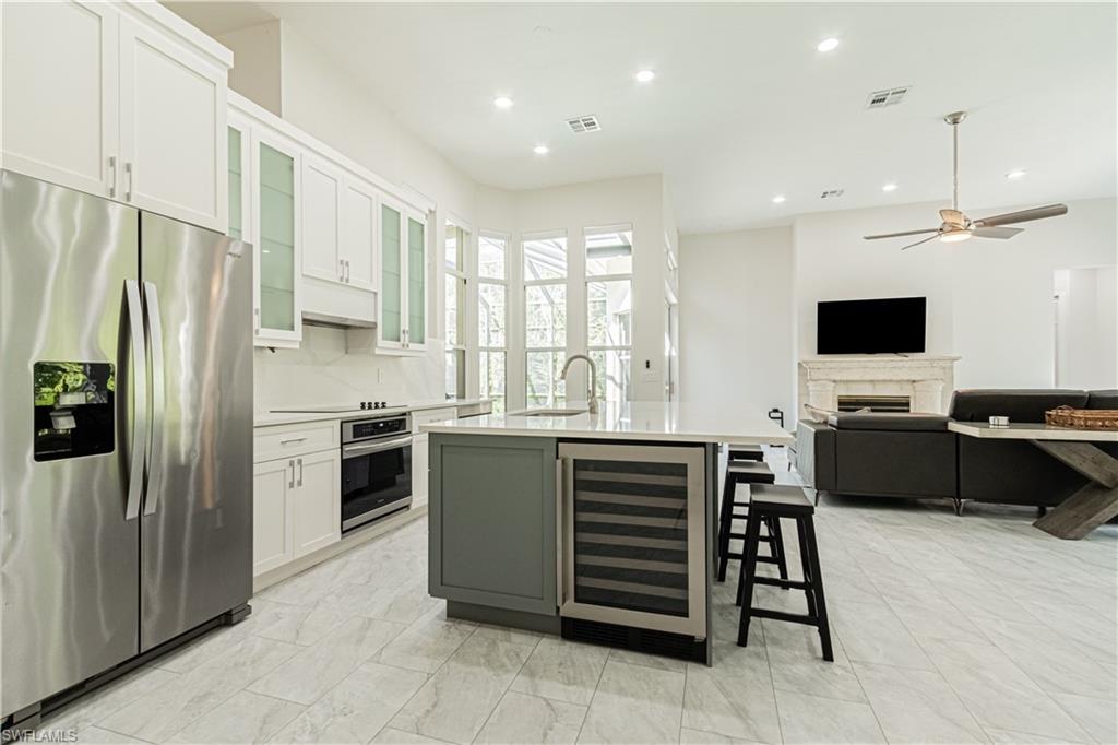 RIVERWALK - Residential