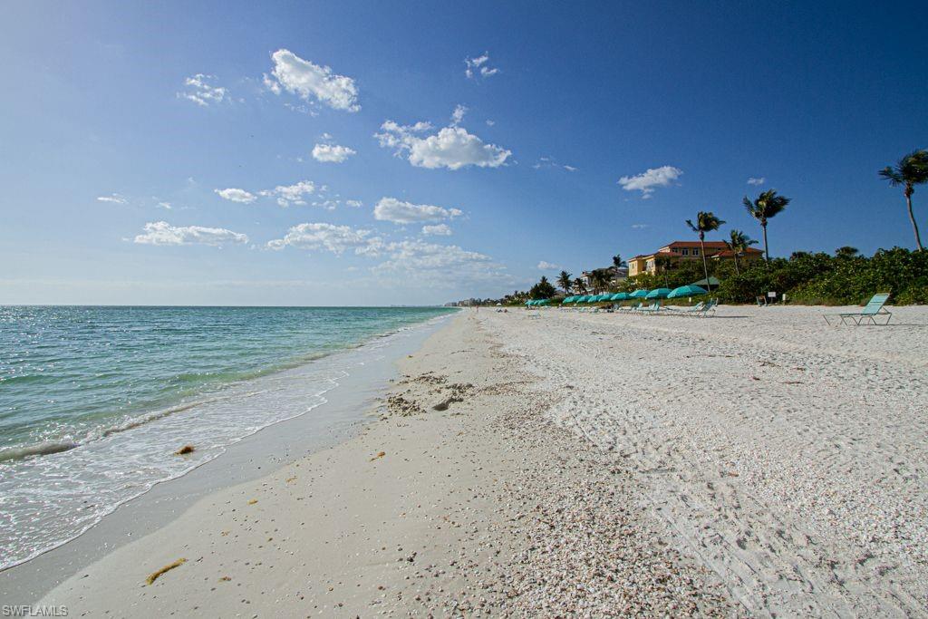 RIVERWALK - Residential