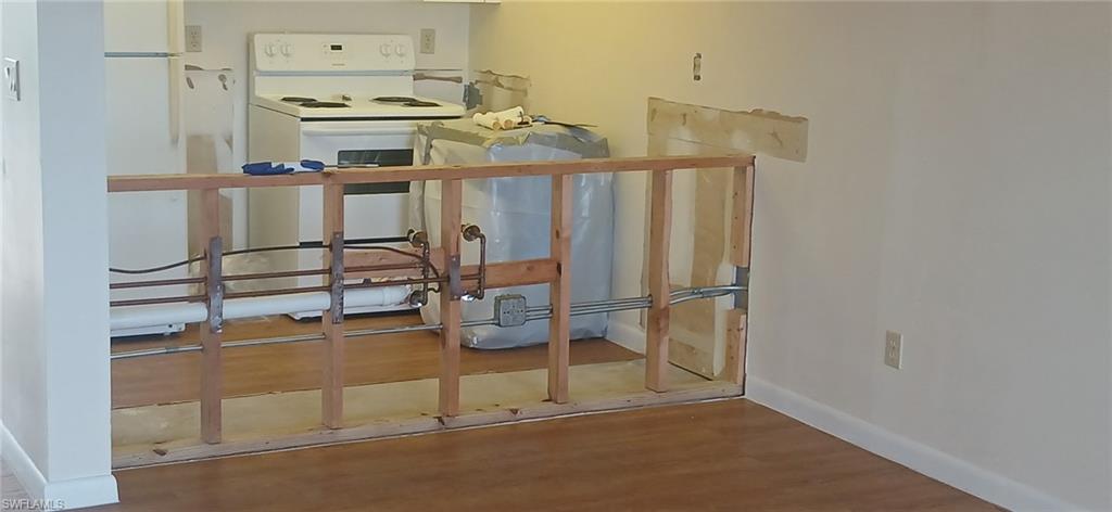 BONITA BEACH PLANTATION HOUSE - Residential