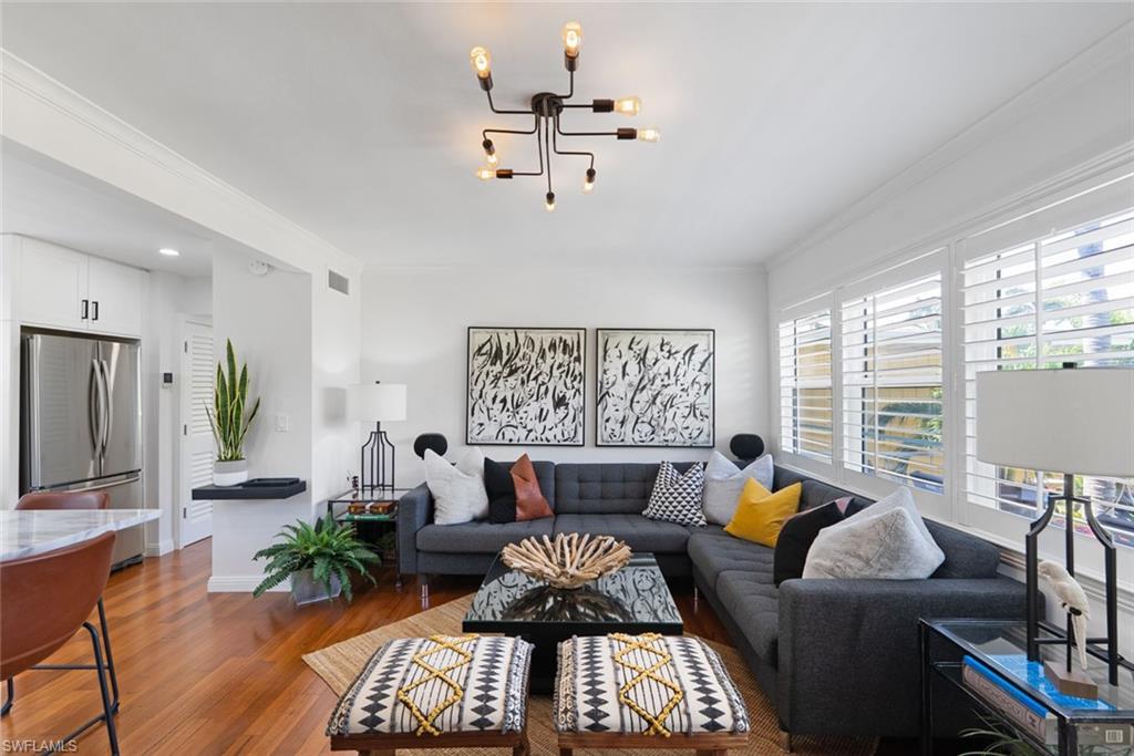 GARDEN MANOR - Residential