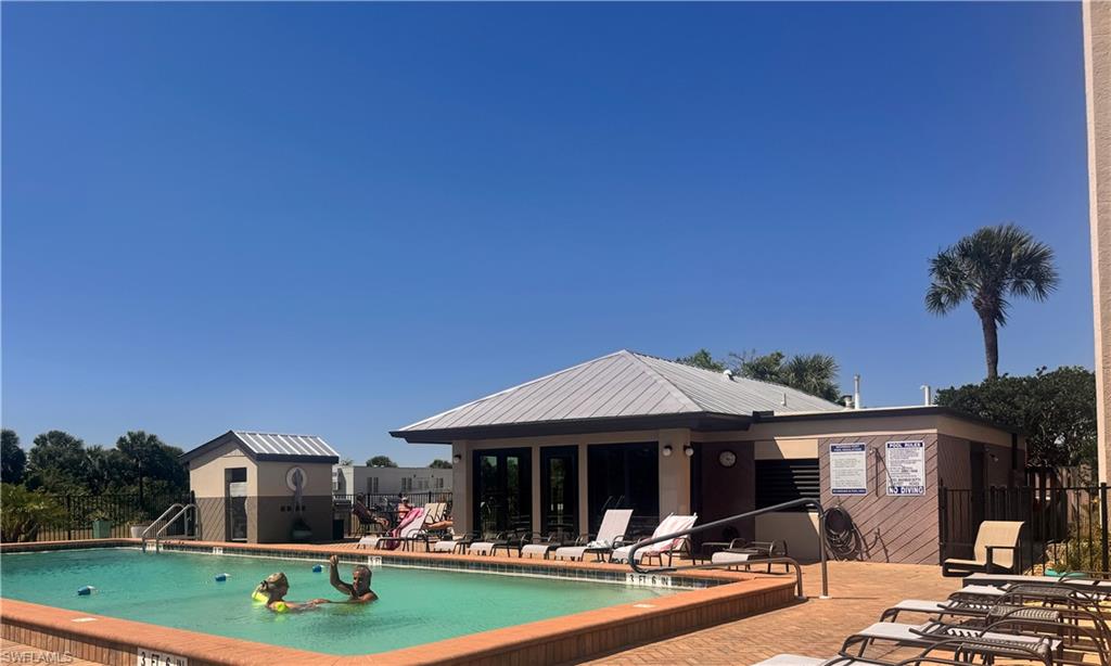 MOORINGS POINT CONDO - Residential