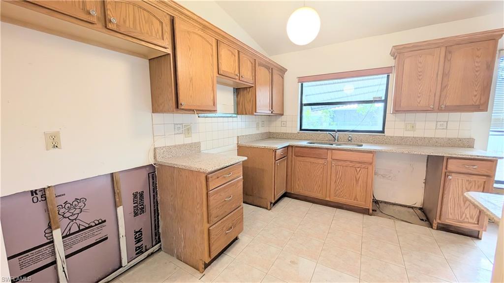 RIVERDALE SHORES - Residential