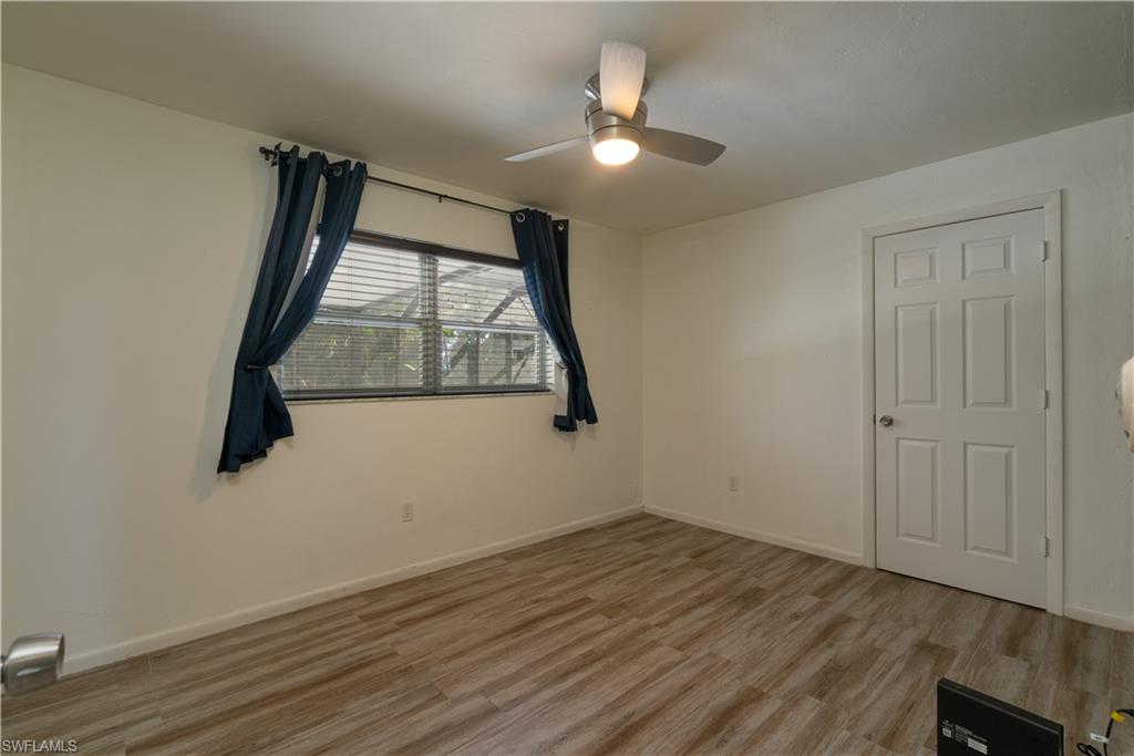 SAN CARLOS PARK - Residential