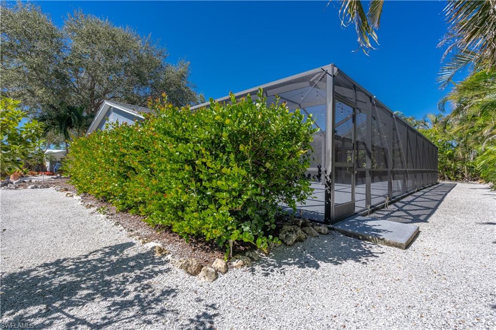 SAN CARLOS PARK - Residential