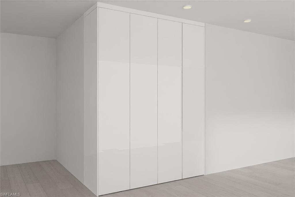 NAUTILUS NAPLES - Residential