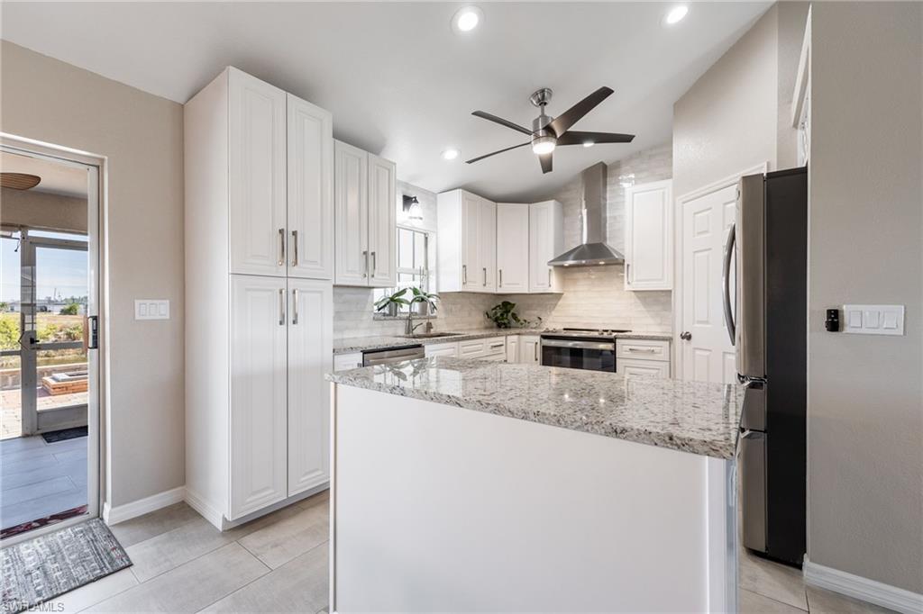 CAPE CORAL - Residential Lease