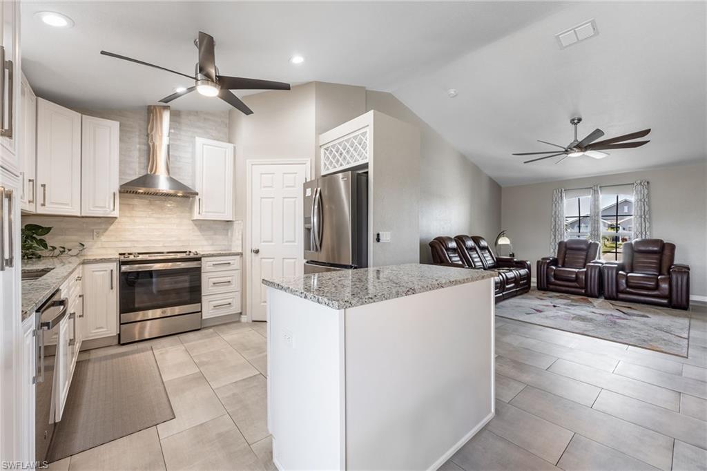 CAPE CORAL - Residential Lease