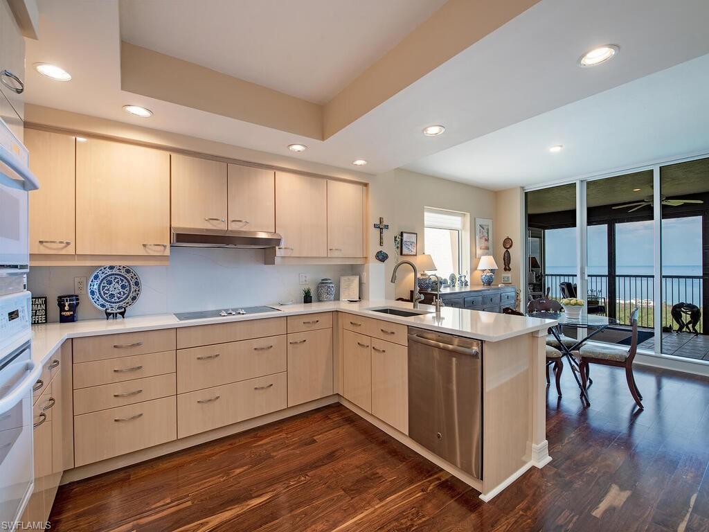 Marbella at Pelican Bay - Residential