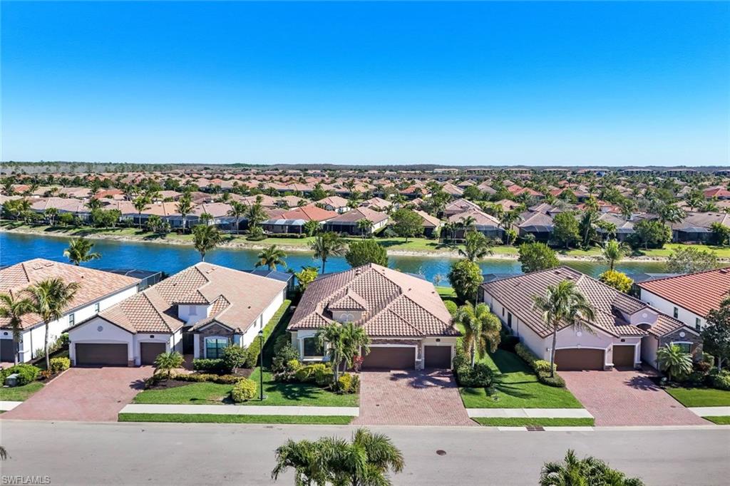 BONITA NATIONAL GOLF AND COUNTRY CLUB - Residential