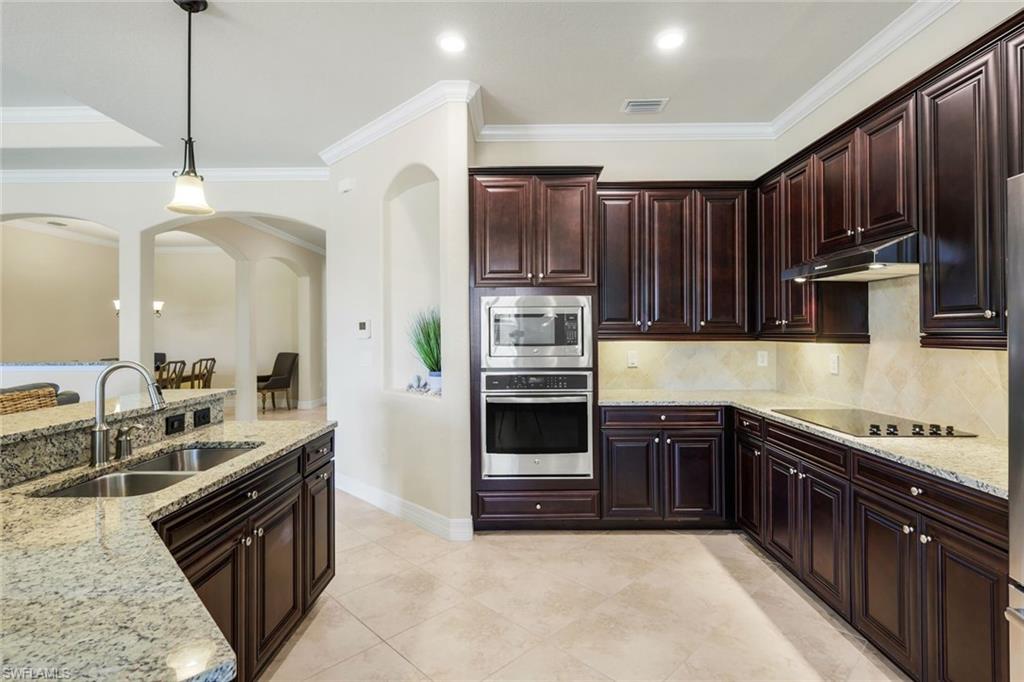 BONITA NATIONAL GOLF AND COUNTRY CLUB - Residential