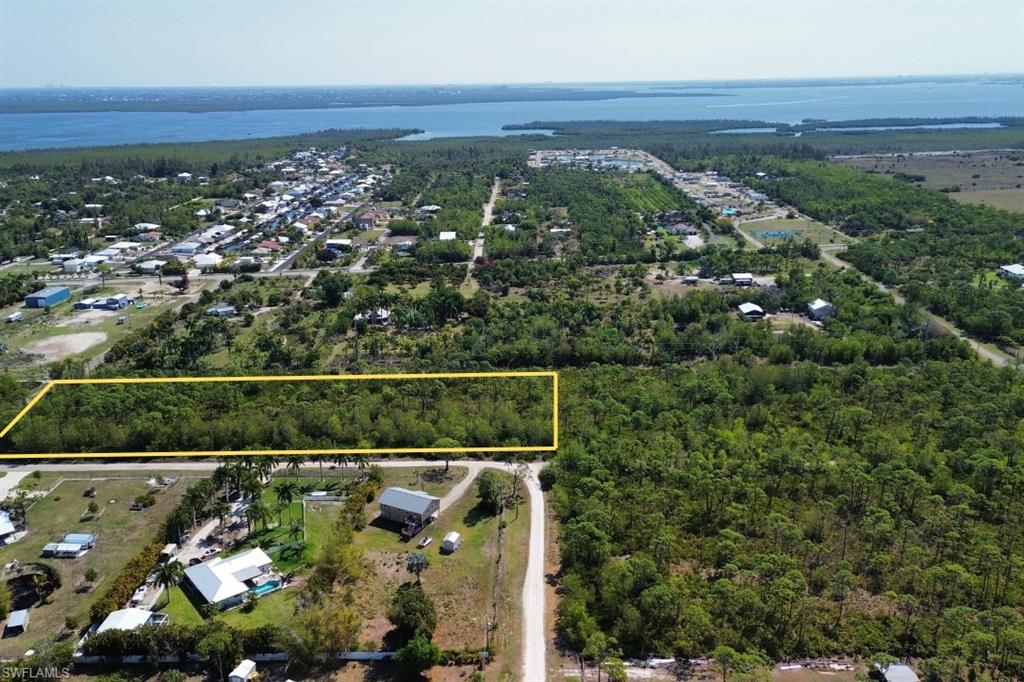 CAUGHEYS RANCHETTES UNRECORDED SUBDIVISION - Land