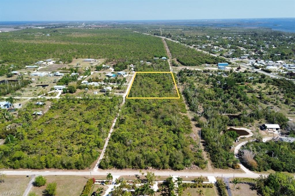 CAUGHEYS RANCHETTES UNRECORDED SUBDIVISION - Land