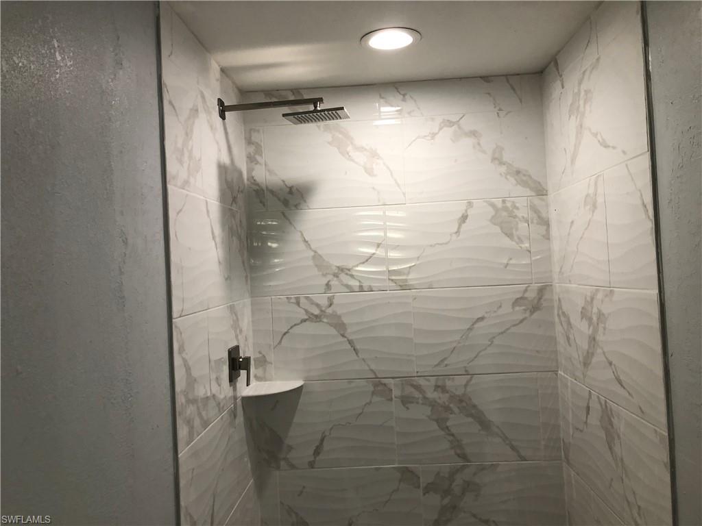 FORT MYERS - Residential