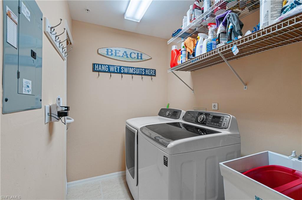 WEDGEWOOD SHERBURNE - Residential