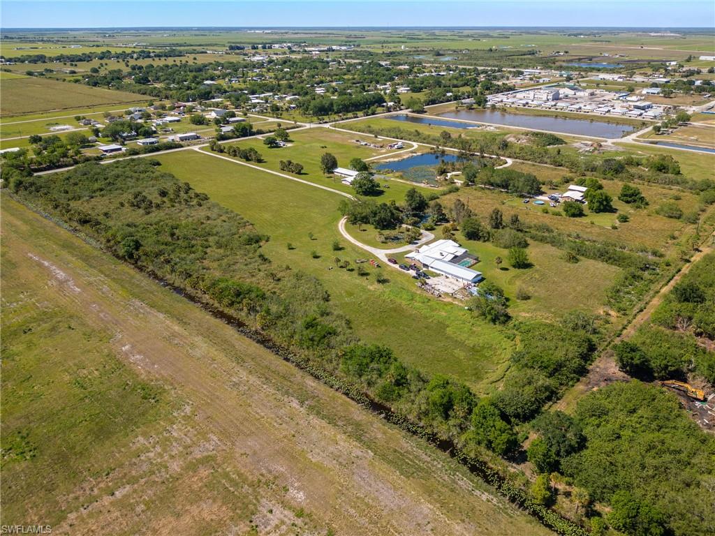 MOORE HAVEN - Residential