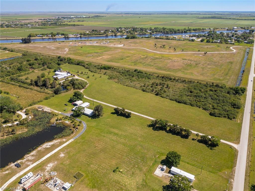 MOORE HAVEN - Residential