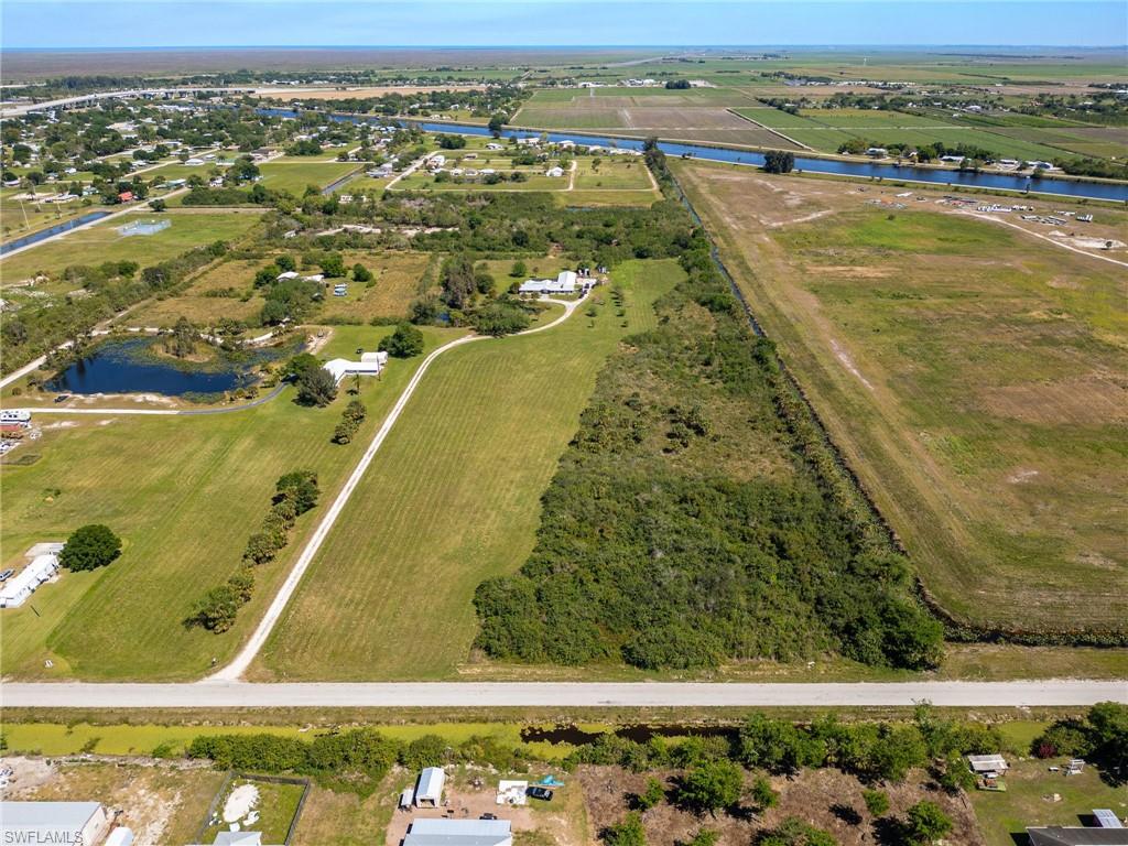 MOORE HAVEN - Residential