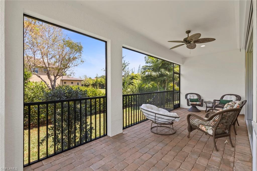 BANYAN BAY - Residential