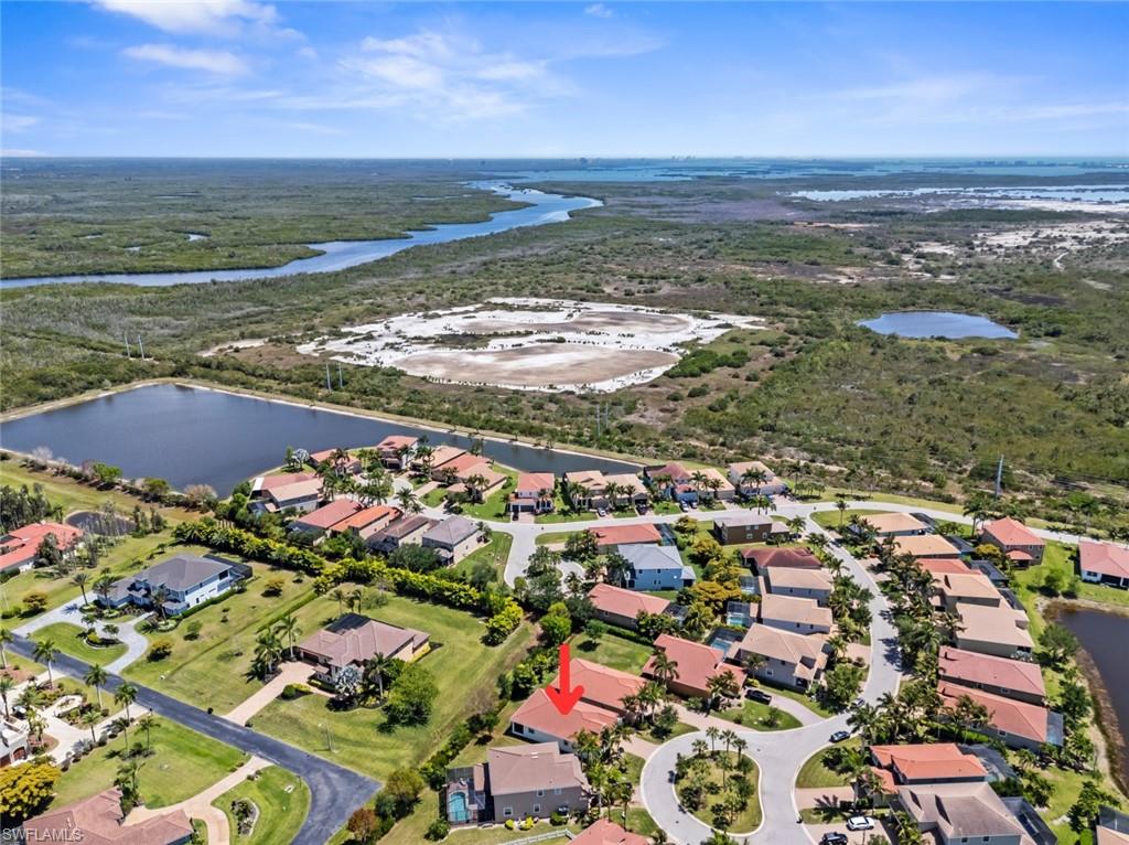 BANYAN BAY - Residential