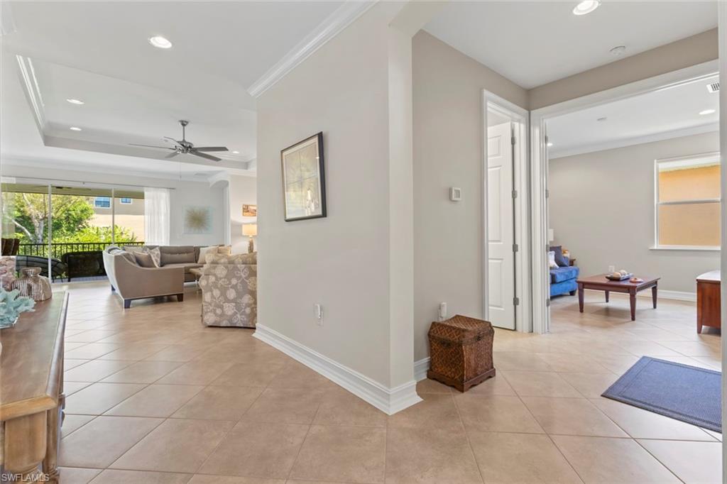 BANYAN BAY - Residential