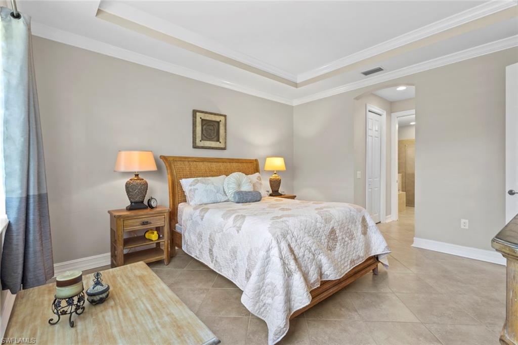 BANYAN BAY - Residential