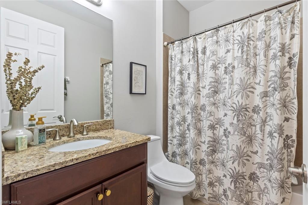 BANYAN BAY - Residential