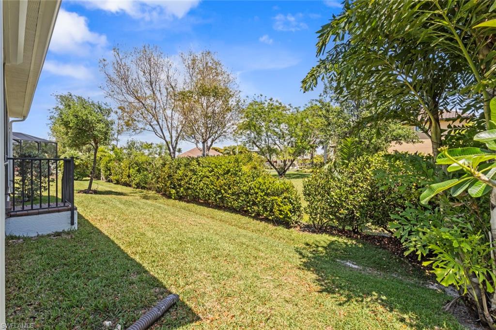 BANYAN BAY - Residential