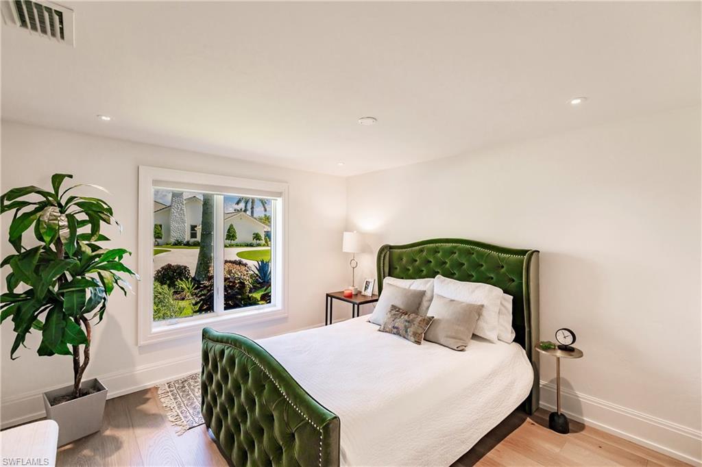 PARK SHORE - Residential