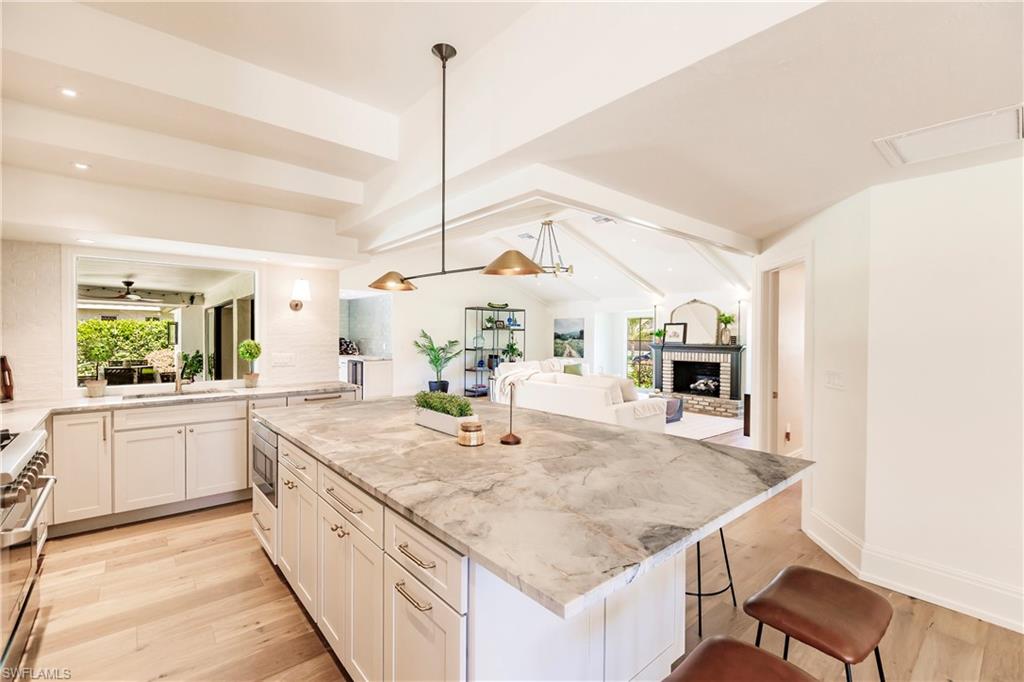 PARK SHORE - Residential