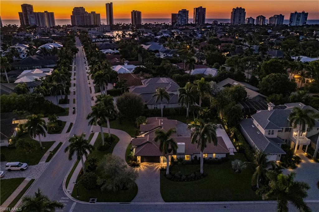 PARK SHORE - Residential