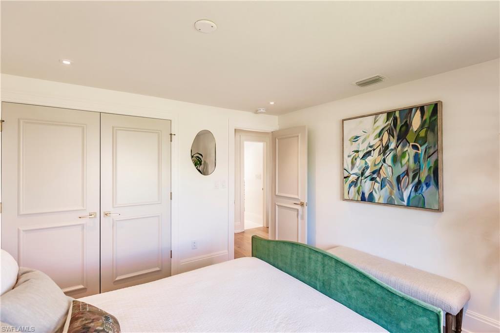 PARK SHORE - Residential