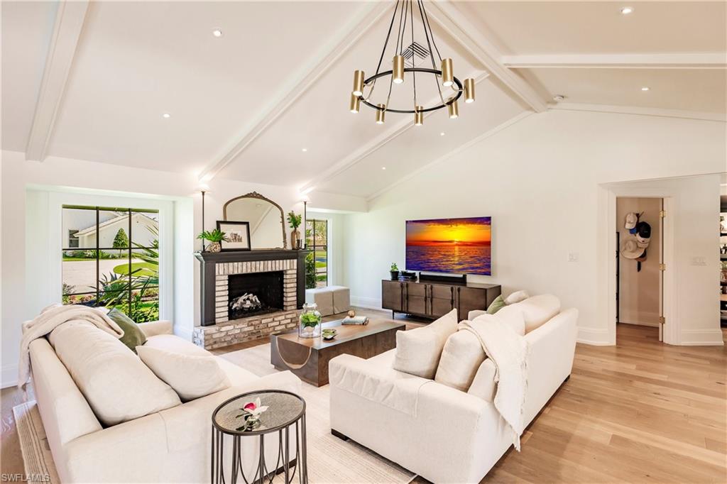 PARK SHORE - Residential