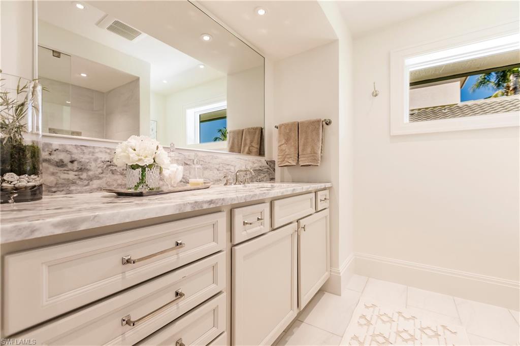 PARK SHORE - Residential