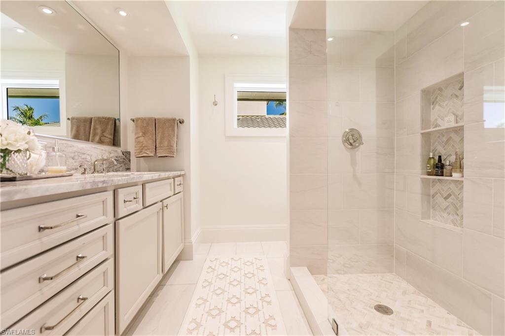 PARK SHORE - Residential