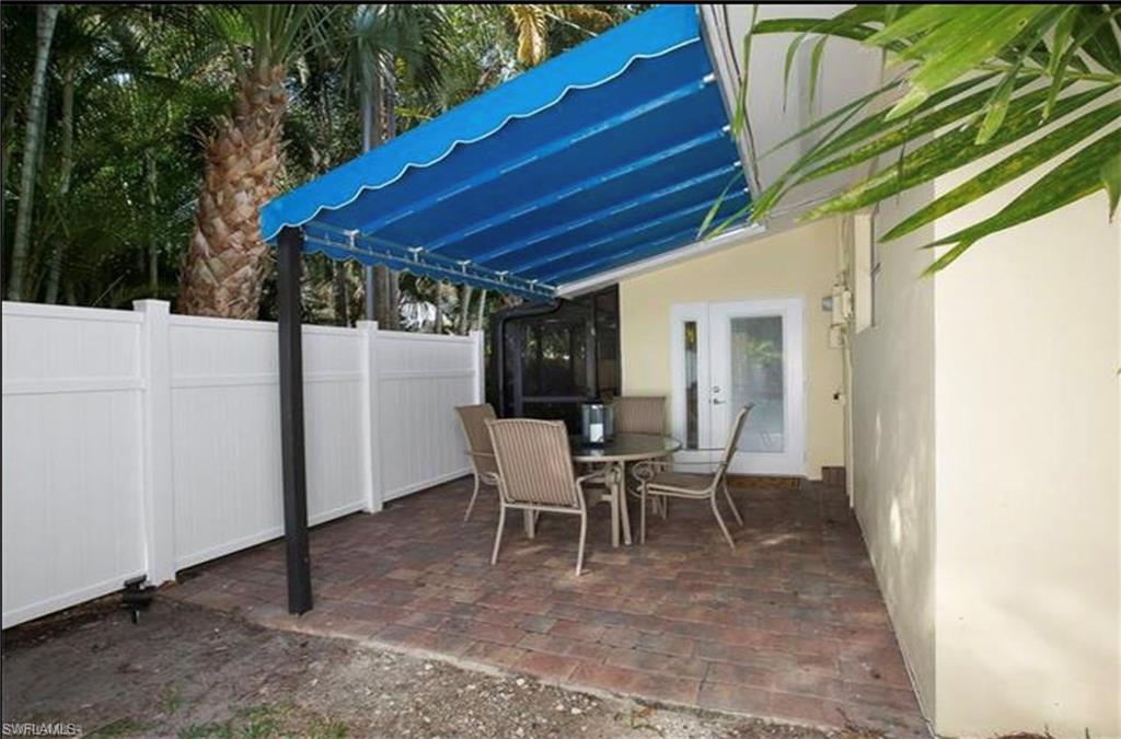 NAPLES PARK - Residential