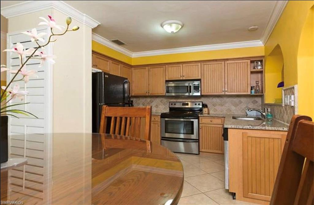 NAPLES PARK - Residential