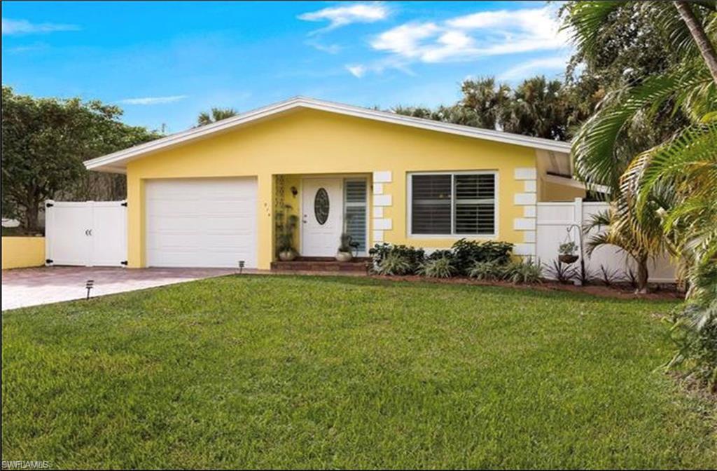 NAPLES PARK - Residential