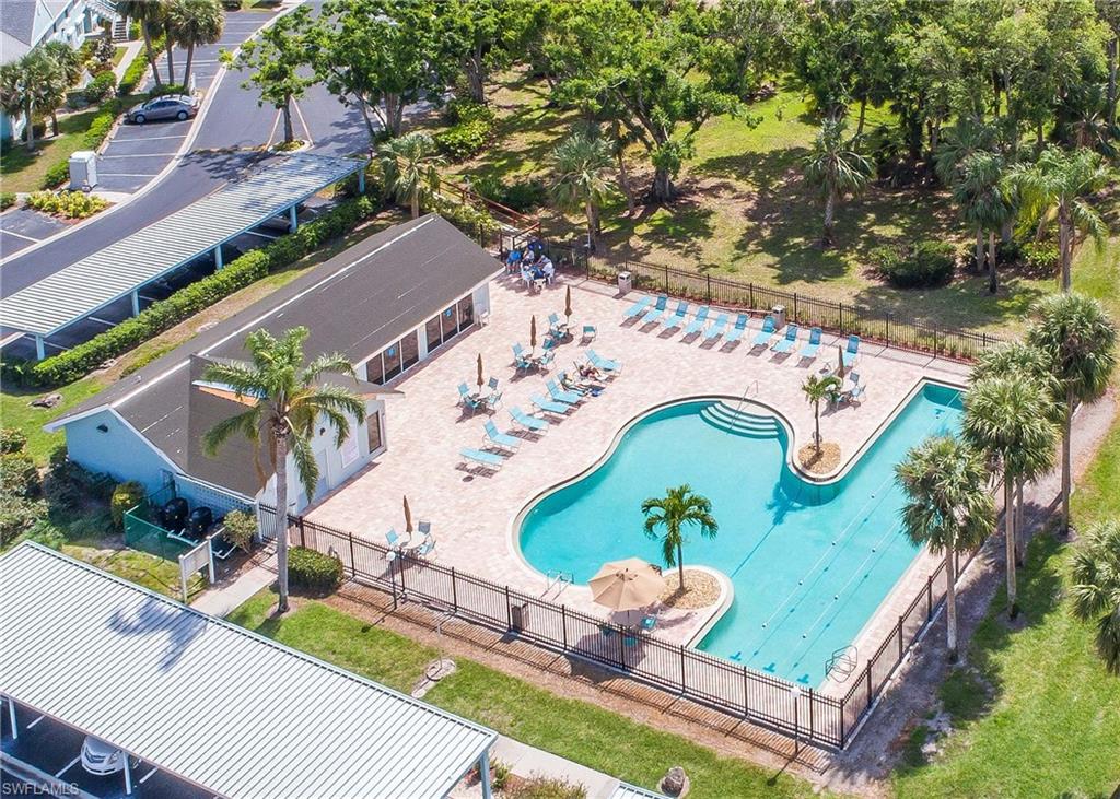 PIPERS POINTE - Residential