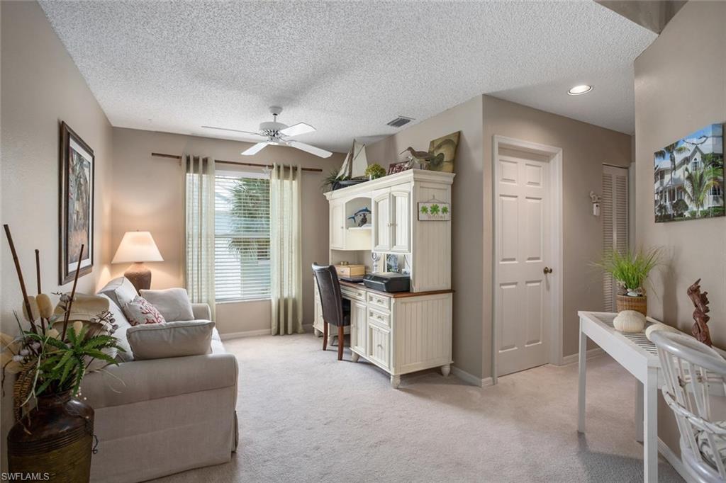 PIPERS POINTE - Residential