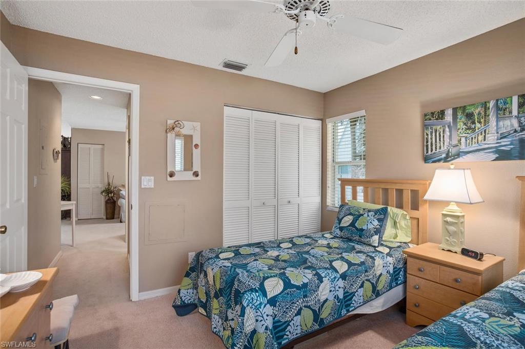 PIPERS POINTE - Residential