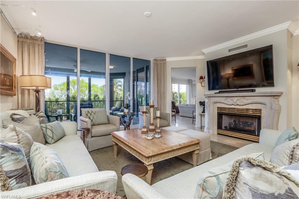 TRIESTE AT BAY COLONY - Residential Lease